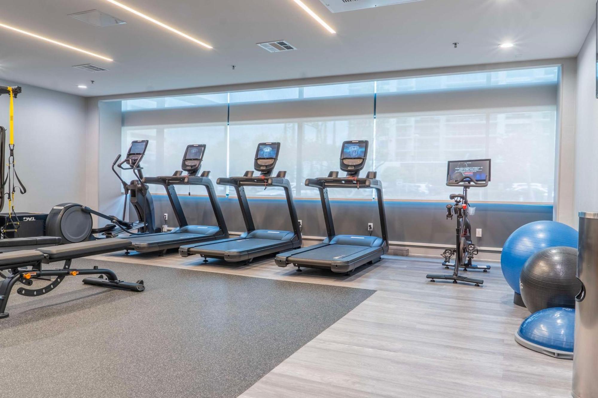 Doubletree By Hilton Orange County Airport Hotel Santa Ana Buitenkant foto